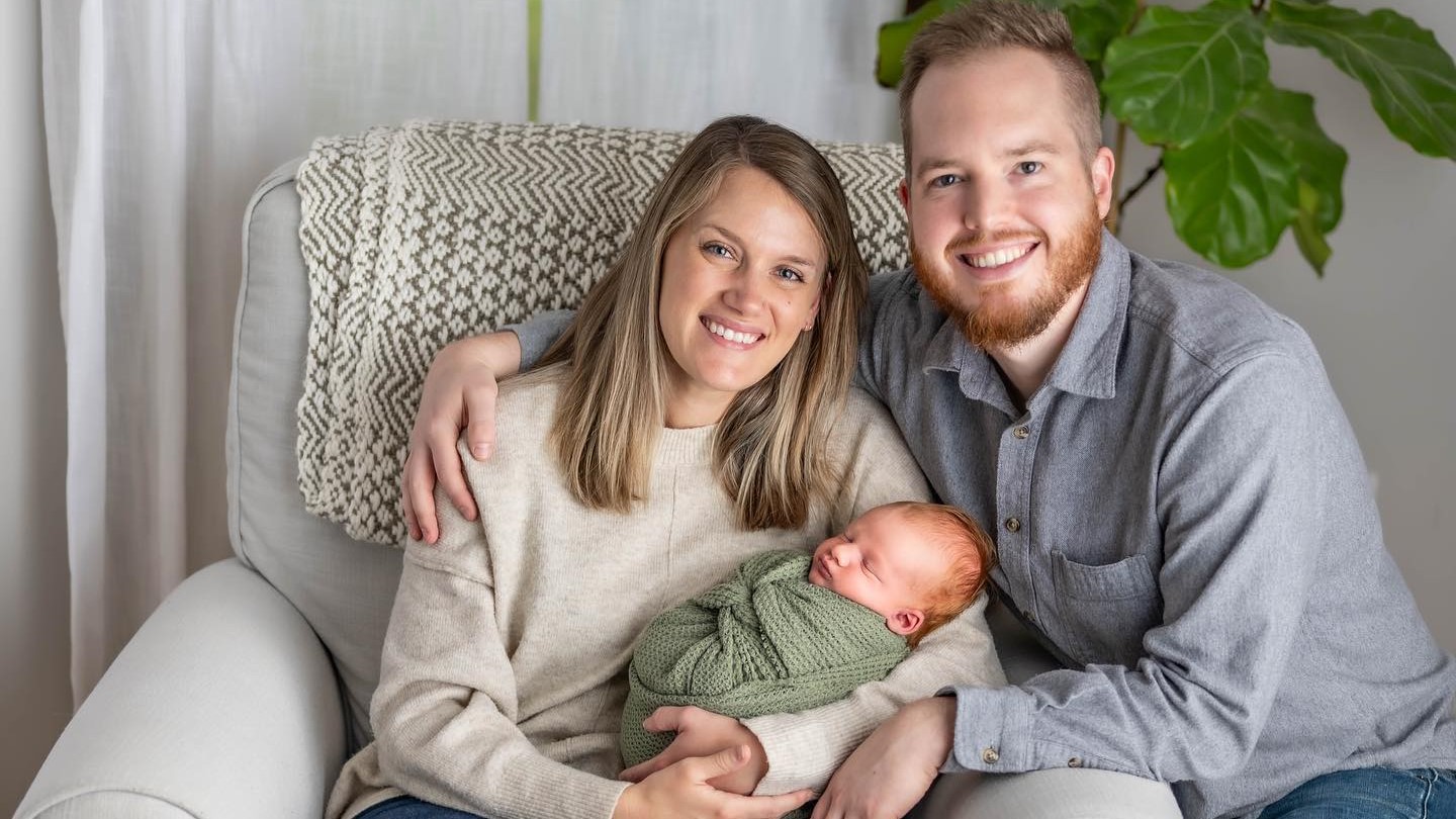 AJ-Brower-ALLCHOICE-Insurance-Family-Photo